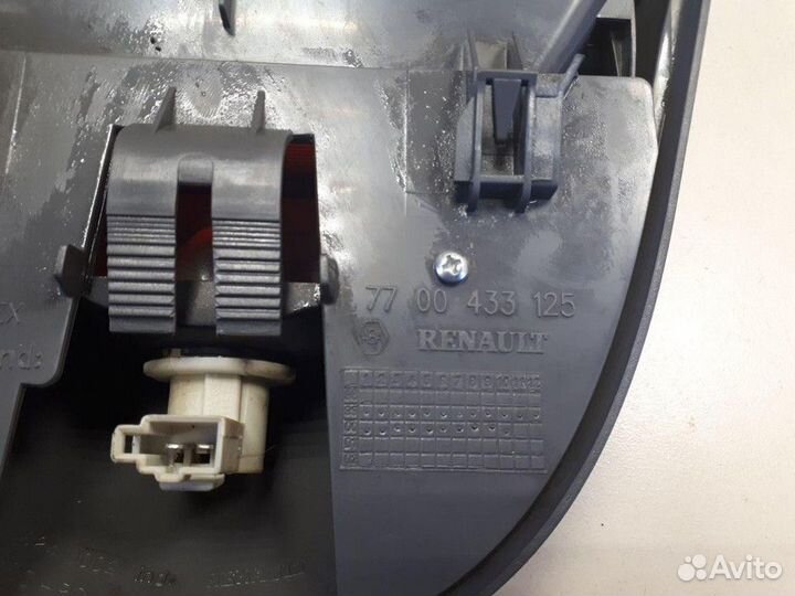 Фонарь задний Renault Clio