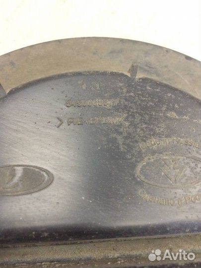 Заглушка локера LADA Vesta