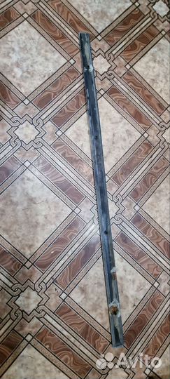 Молдинг передней левой двери форд фокус 2