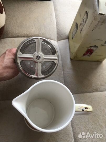 Чайник с поршнем новый