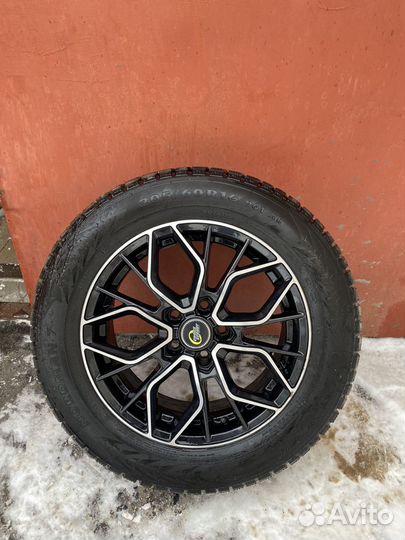 Комплект зимних колес r16