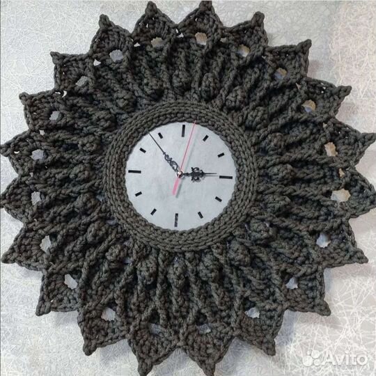 Часы ручной работы