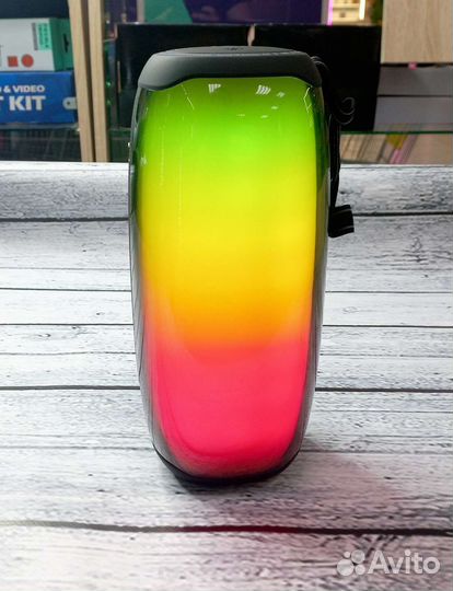 Беспроводная портативная bluetooth колонка