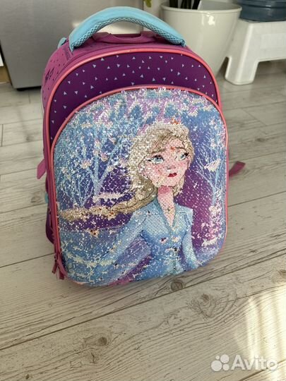 Школьный рюкзак