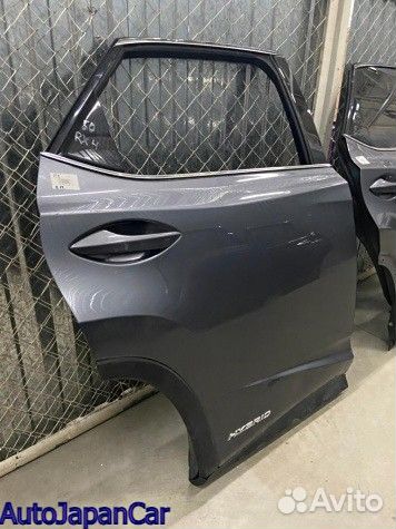 Дверь задняя правая Lexus RX 4
