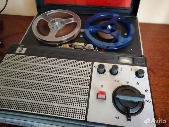 Катушечный магнитофон Романтик