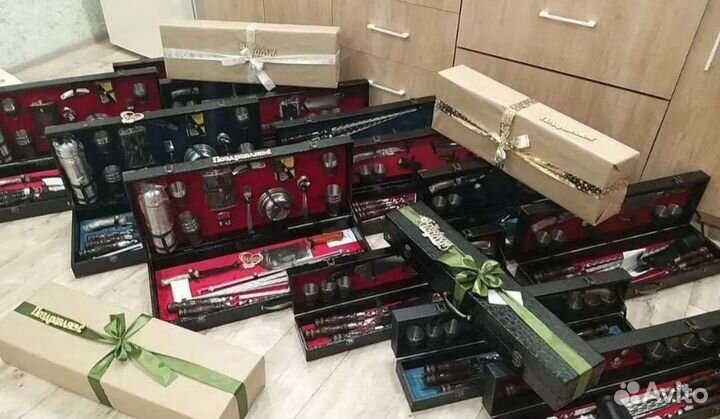 Шампура подарочные в кейсe