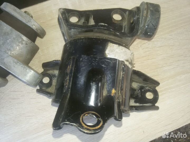 Подушки двигателя Hyundai IX 35