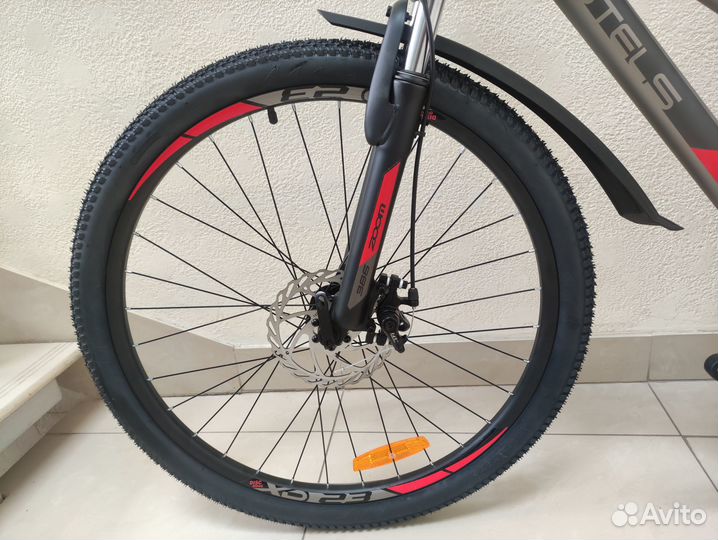 Велосипед Stels Navigator 610 MD 14' 26' V050