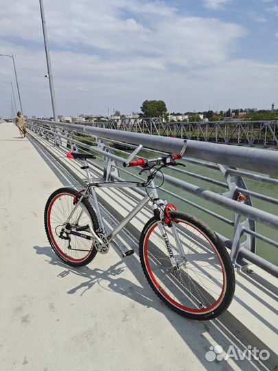 Туринговый велосипед Marin 28 колёса