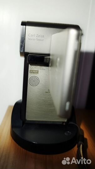 Цифровая мини-видеокамера Sony Handycam HDR-TG1E