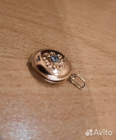 Золотой кулон-локет с бриллиантом СССР