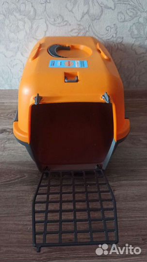 Переноска для кошек и собак