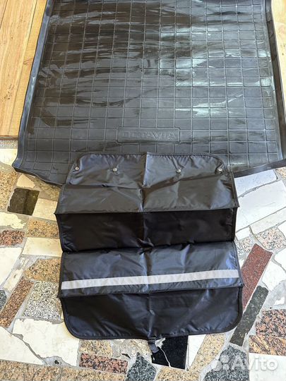 Резиновый ковер в багажник skoda актавия а7