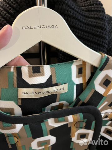 Платье Balensiaga