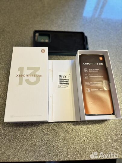 Xiaomi 13 Lite, 8/256 ГБ