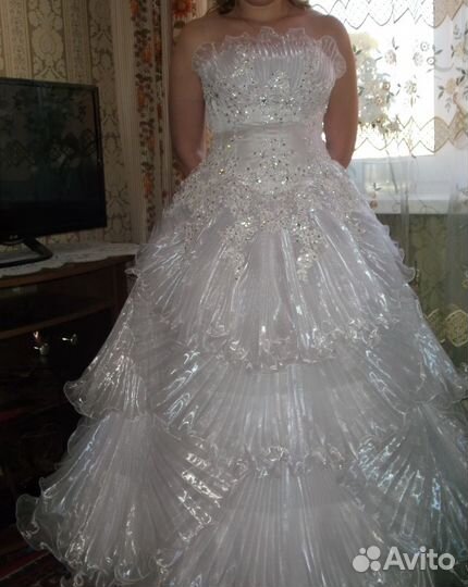 Продам свадебное платье