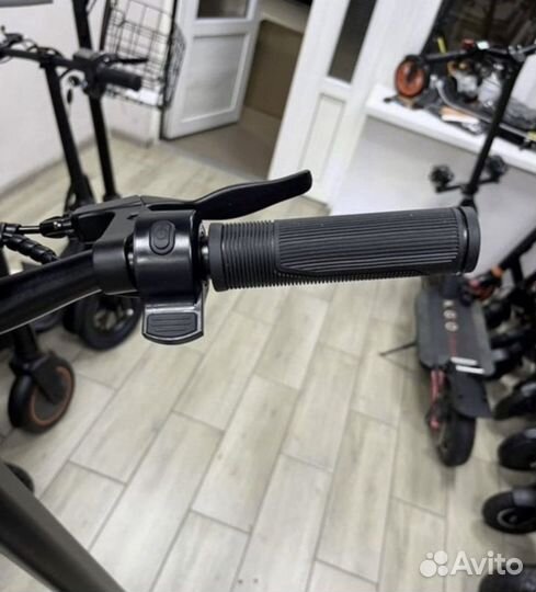 Электросамокат Kugoo G3