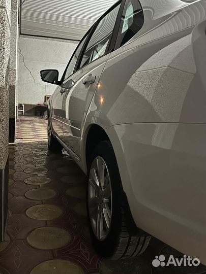 LADA Granta 1.6 МТ, 2023, 39 км