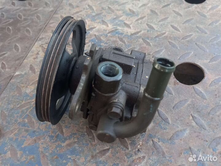 Насос гура nissan almera classic