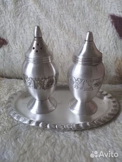 Набор для специй перечница, солонка и блюдце