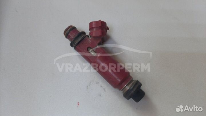 Форсунка топливная Mazda 3