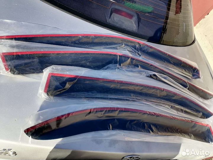 Дефлекторы окон на Toyota Camry 1994-1998