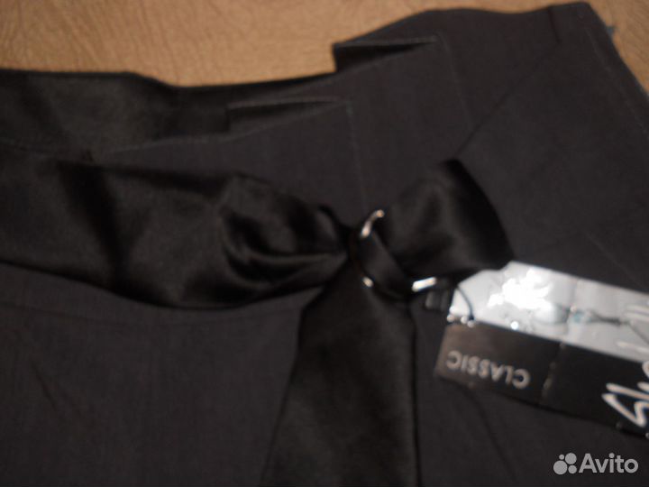 Шорты новые, размеры 44 и 48
