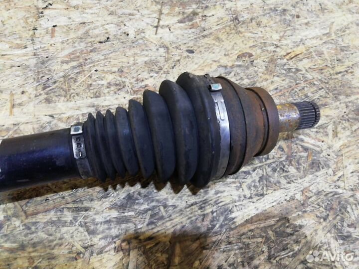 Полуось передняя левая Land Rover Range Rover 3