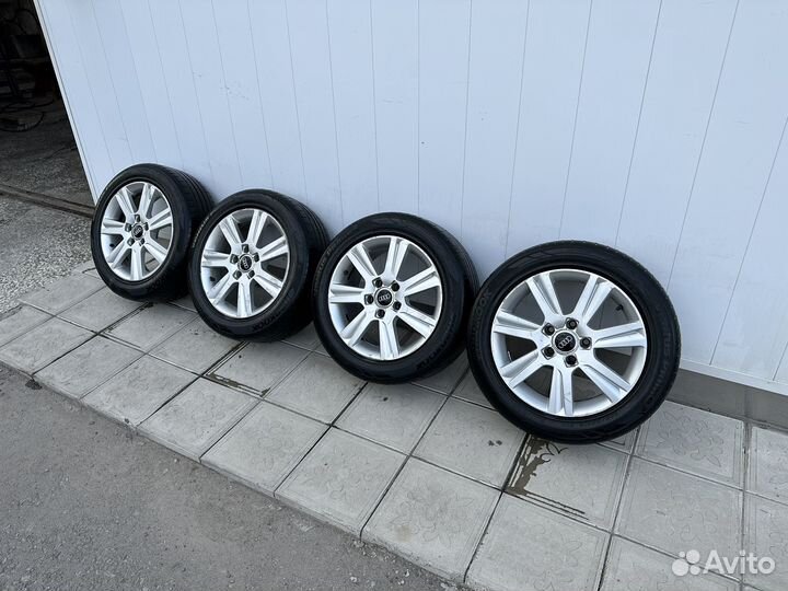 Комплект летних R16 колес Audi