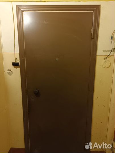 Дверь входная металлическая