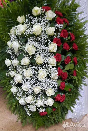 Венки, корзины и букеты для похорон