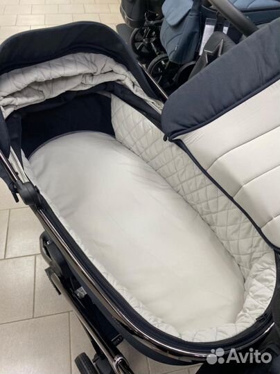 Коляска детская Carrello Ultimo 2в1