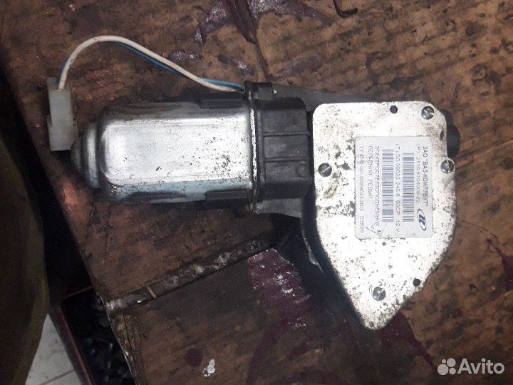 Электростеклоподъёмник передний левый лада приора