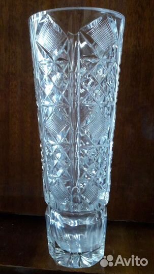 Хрустальная ваза