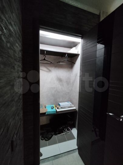 2-к. квартира, 58 м², 1/10 эт.