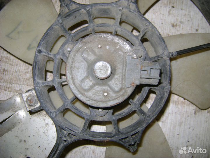 Электро вентилятор радиатора Toyota Rav 4 Рав 4