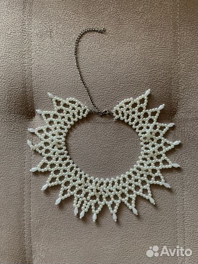 Воротник жемчужный