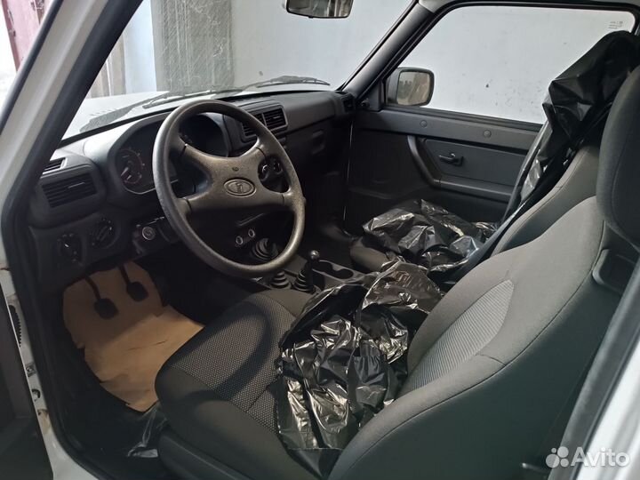 Разбор нива и Шевролет niva