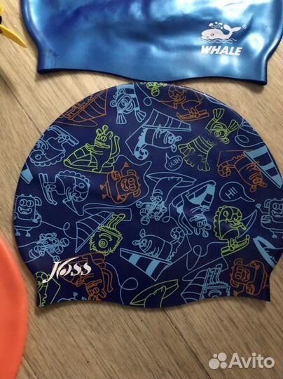 Очки для плавания и шапочки