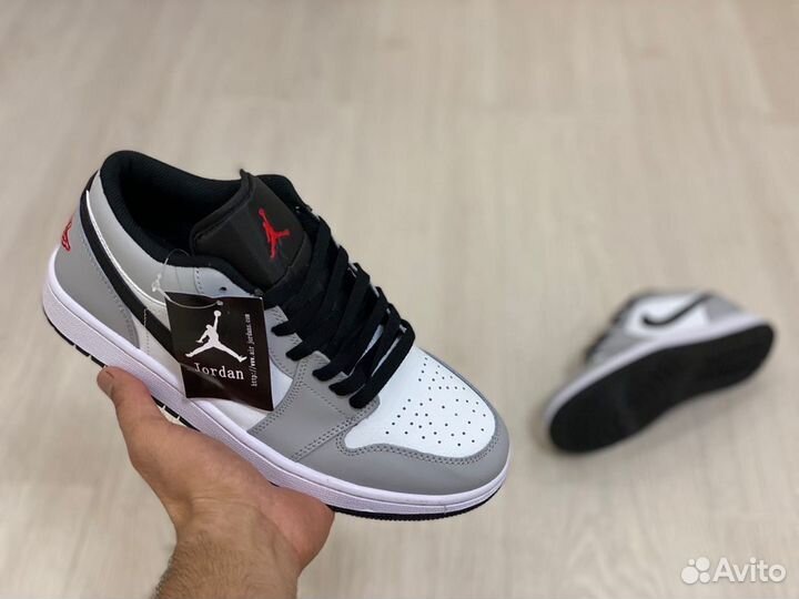 Кроссовки Air Jordan 1 Low Light Smoke Grey