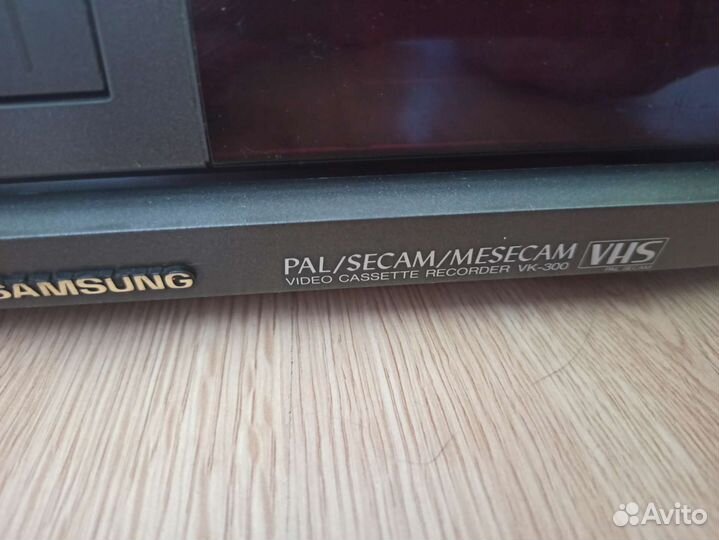 Видеомагнитофон samsung
