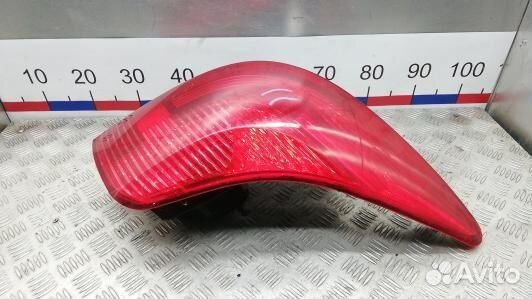 Фонарь задний правый peugeot 308 1 (CBE06MY01)