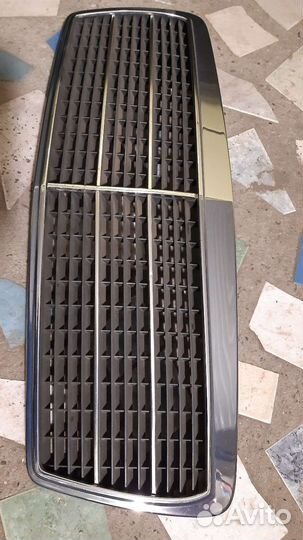 Мерс 210й решётка