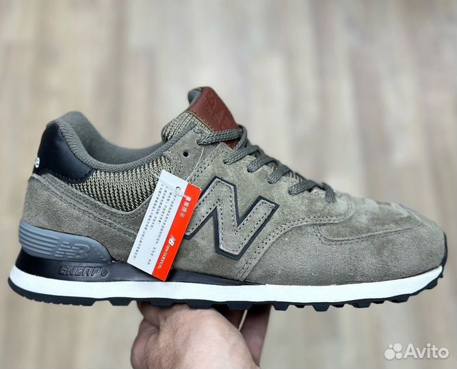 Кроссовки натур замша