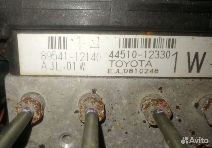 Блок абс Toyota Corolla 120