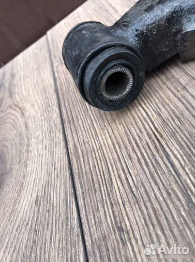 Рычаг правый Lifan Solano 620 1.5 2010