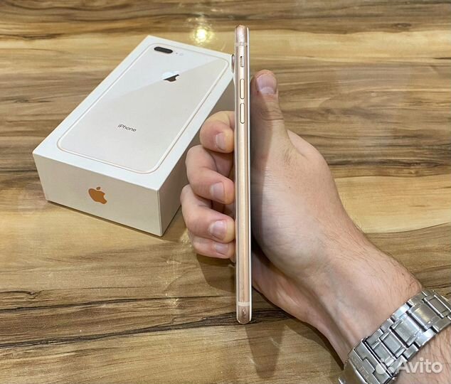 iPhone 8 Plus, 64 ГБ