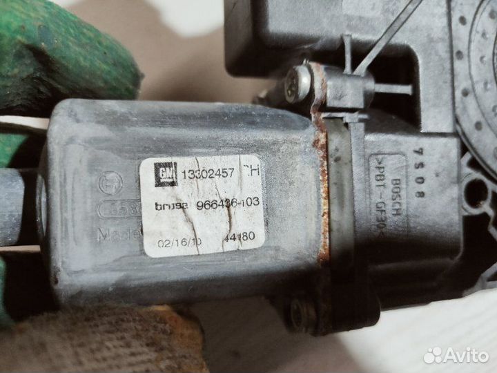 Мотор стеклоподъемника передний правый Opel Astra