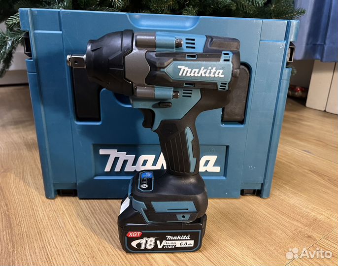 Гайковерт makita 700nm